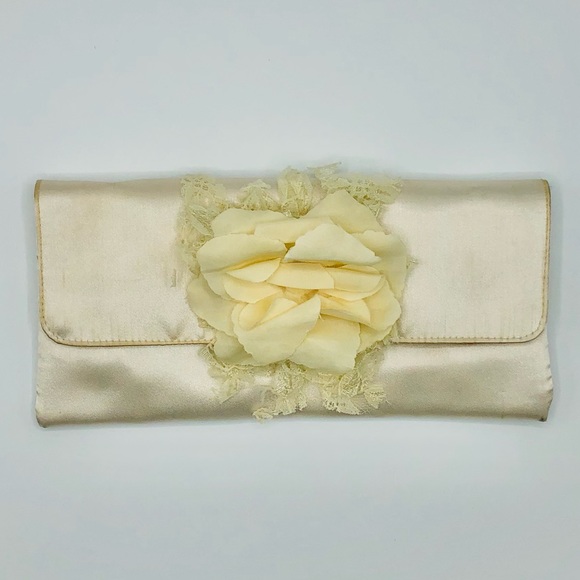 Vintage Satin Clutch with Flower Detail and Chain - Picture 2 of 8